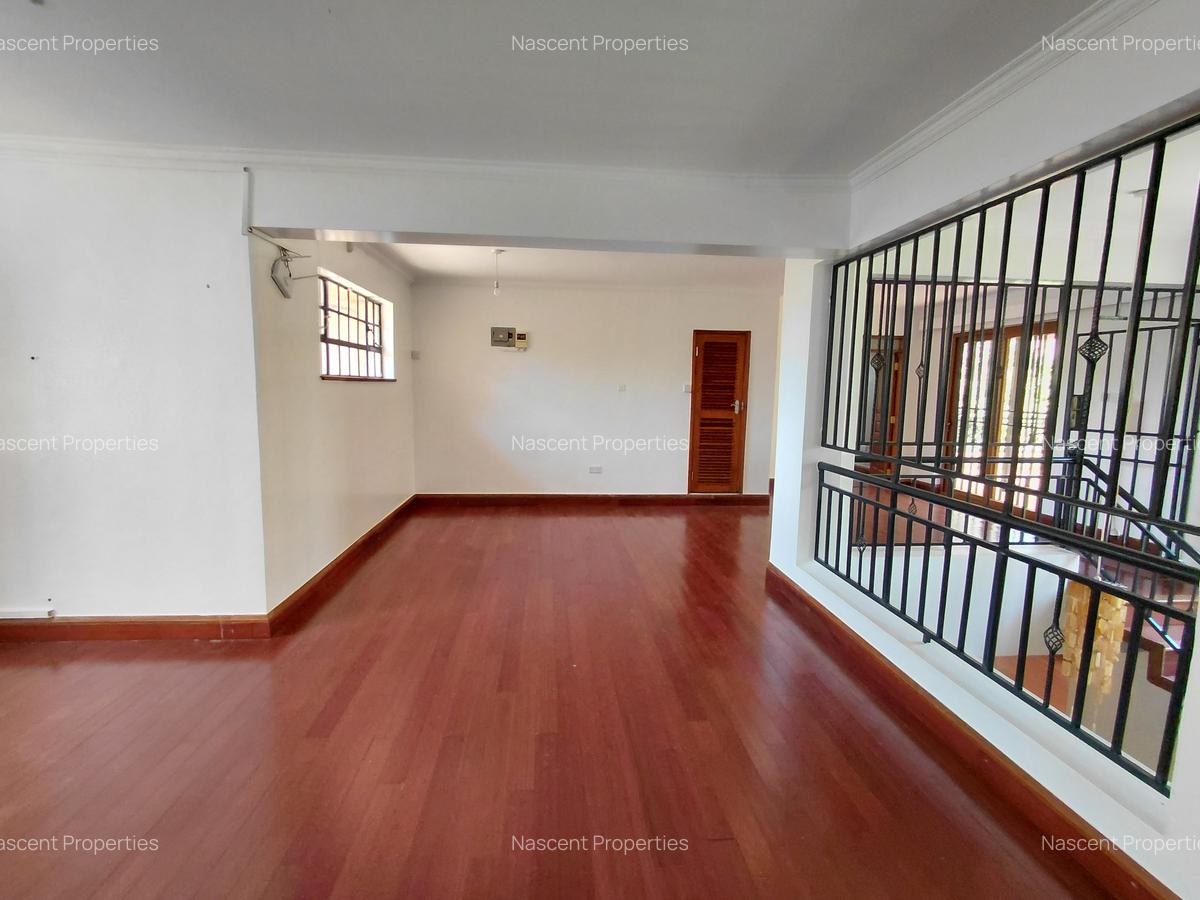 4 Bed Villa with En Suite in Runda - 15
