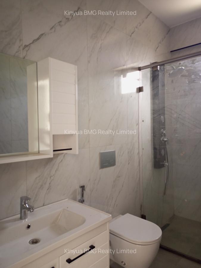 3 Bed Apartment with En Suite at Links Road - 10
