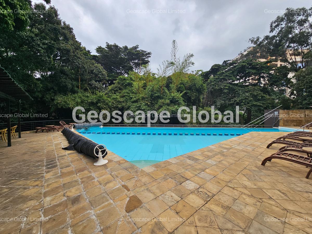 Furnished 4 Bed Apartment with En Suite in Riverside - 2
