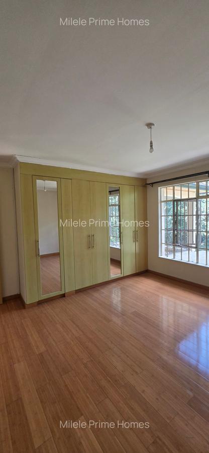4 Bed Villa with En Suite at Yvy Creek - 12