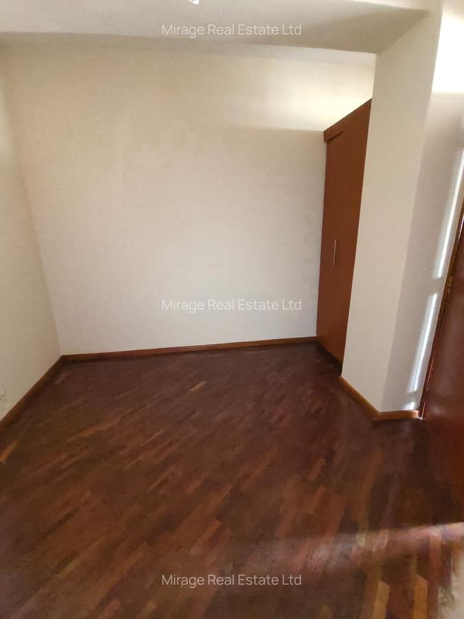 3 Bed Apartment with En Suite in Kilimani - 13