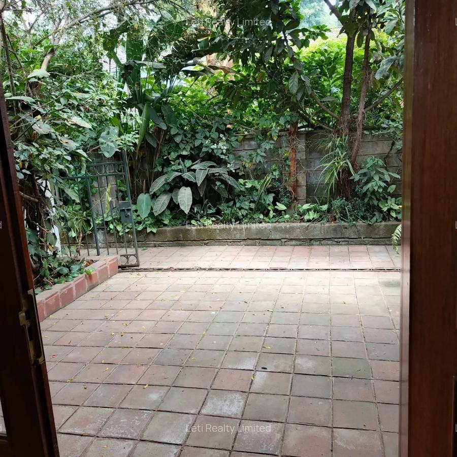2 Bed Townhouse with En Suite in Kileleshwa - 3