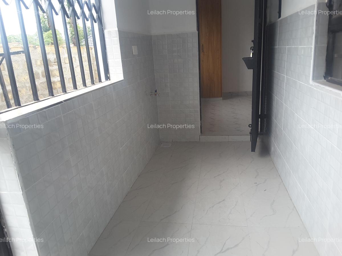 4 Bed House with En Suite in Ongata Rongai - 16