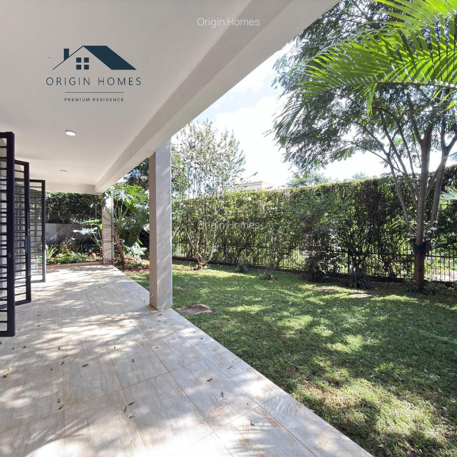 3 Bed House with En Suite at Rosslyn - 1