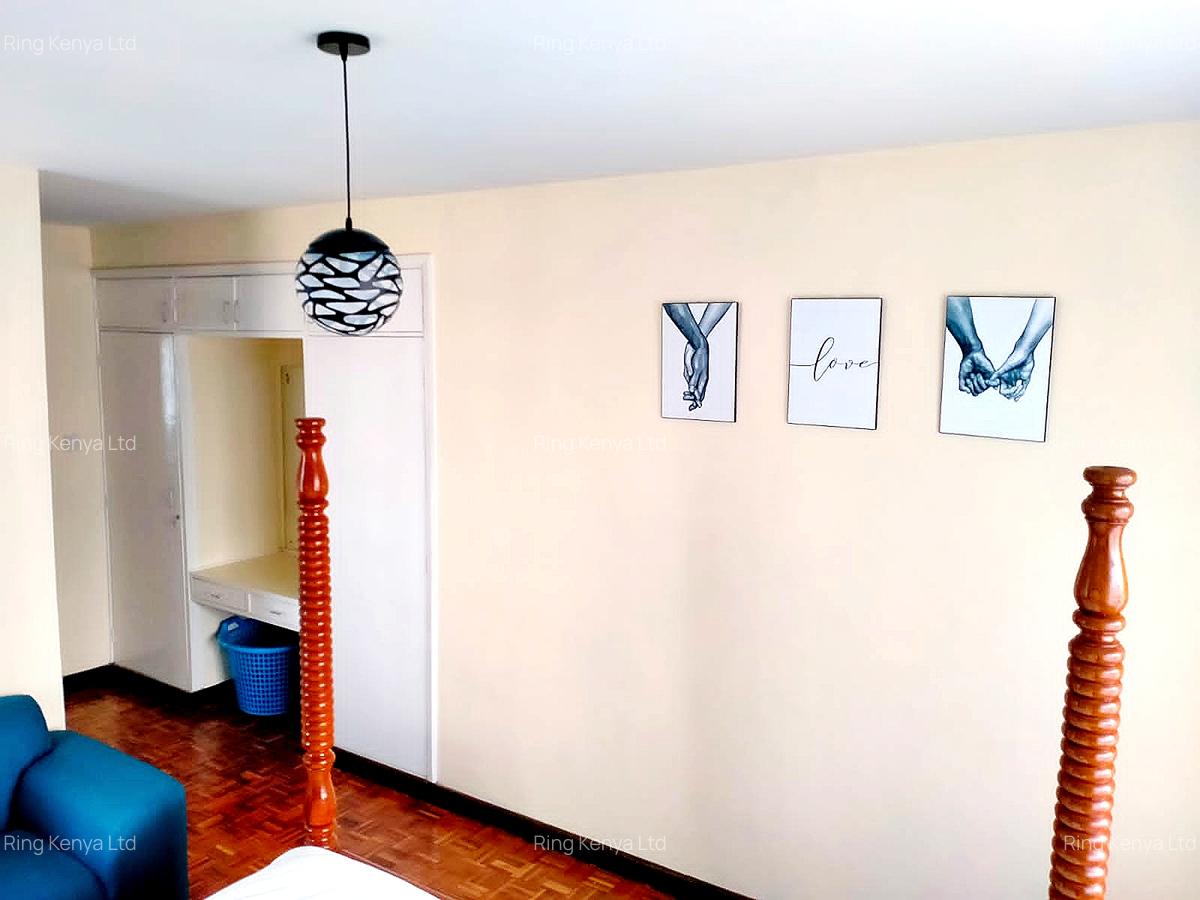 Furnished 3 Bed Apartment with En Suite at Woodley - 15