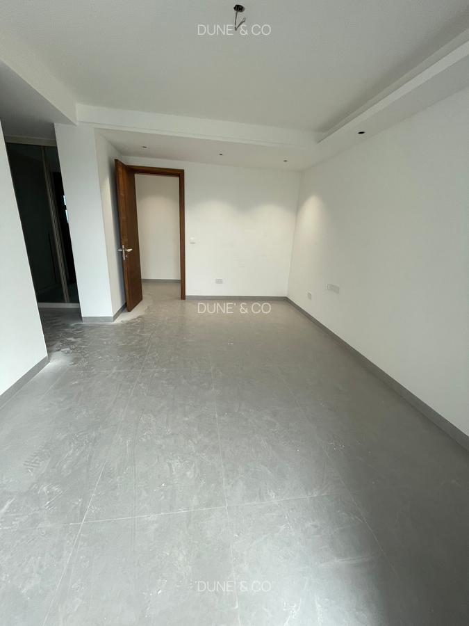 3 Bed Apartment with En Suite in Westlands Area - 16