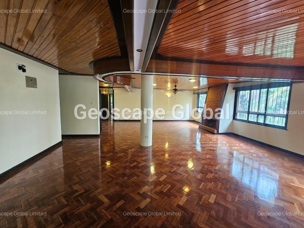 3 Bed Apartment with En Suite in Spring Valley - 11