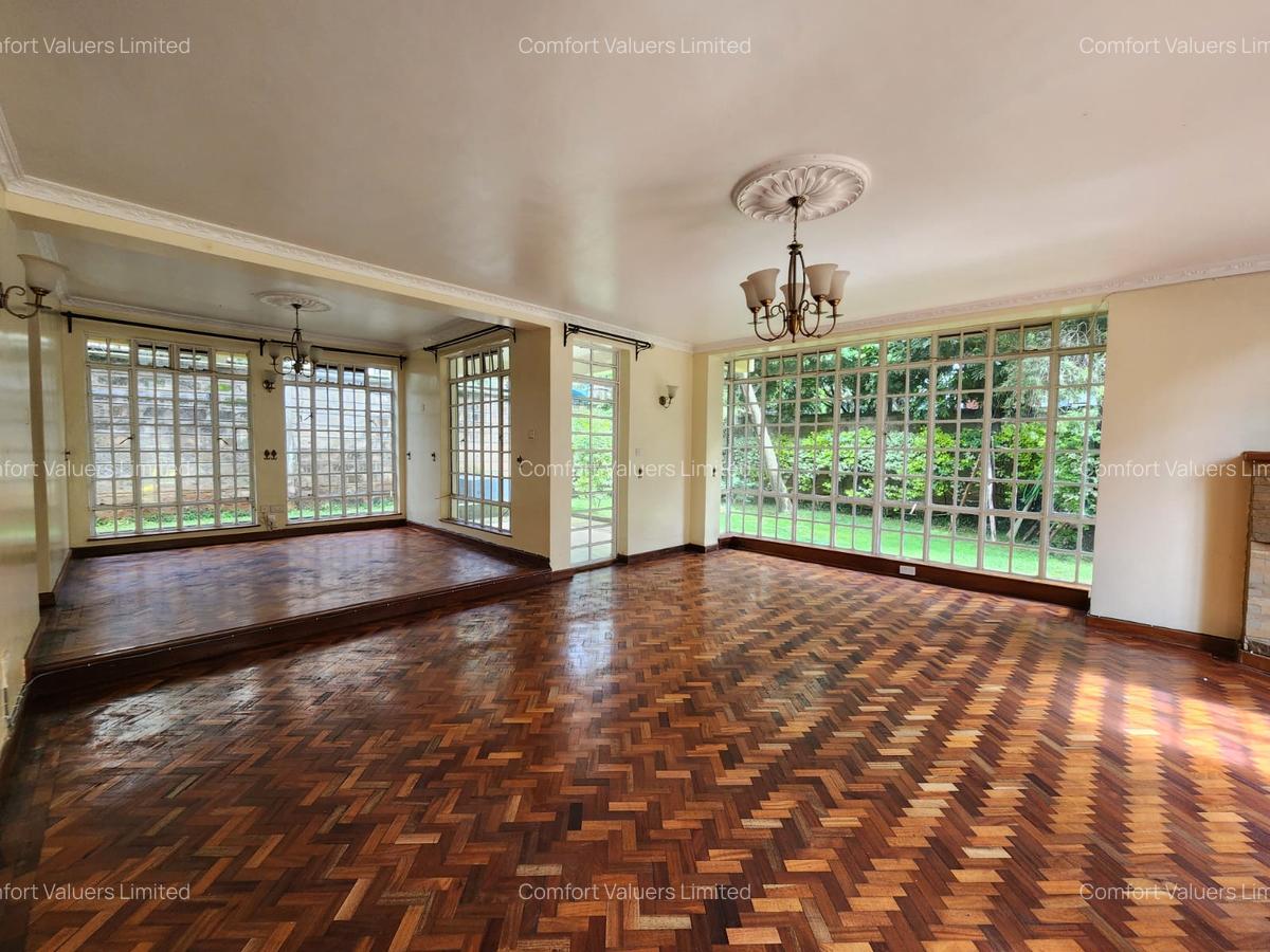 5 Bed Townhouse with En Suite at Lavington Green - 2