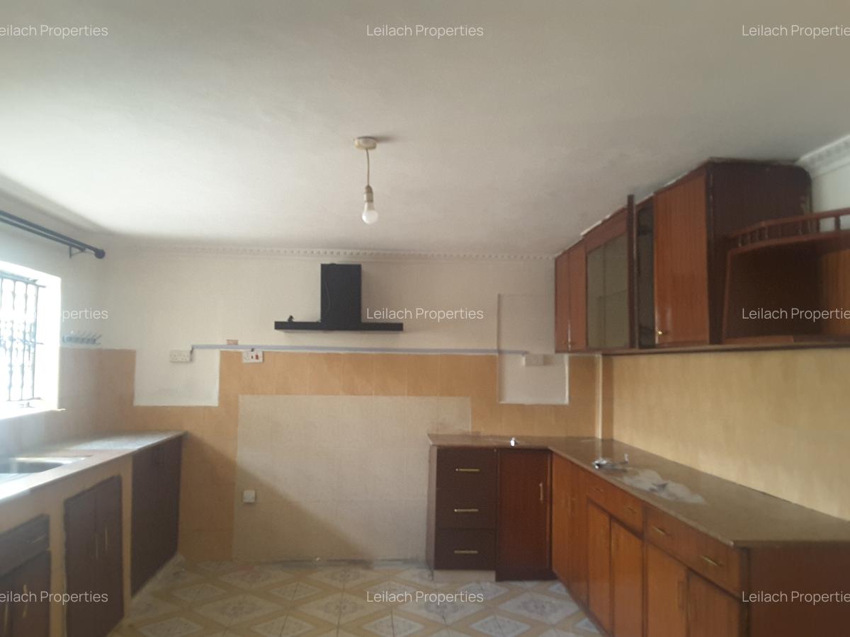 5 Bed House with En Suite in Ongata Rongai - 19