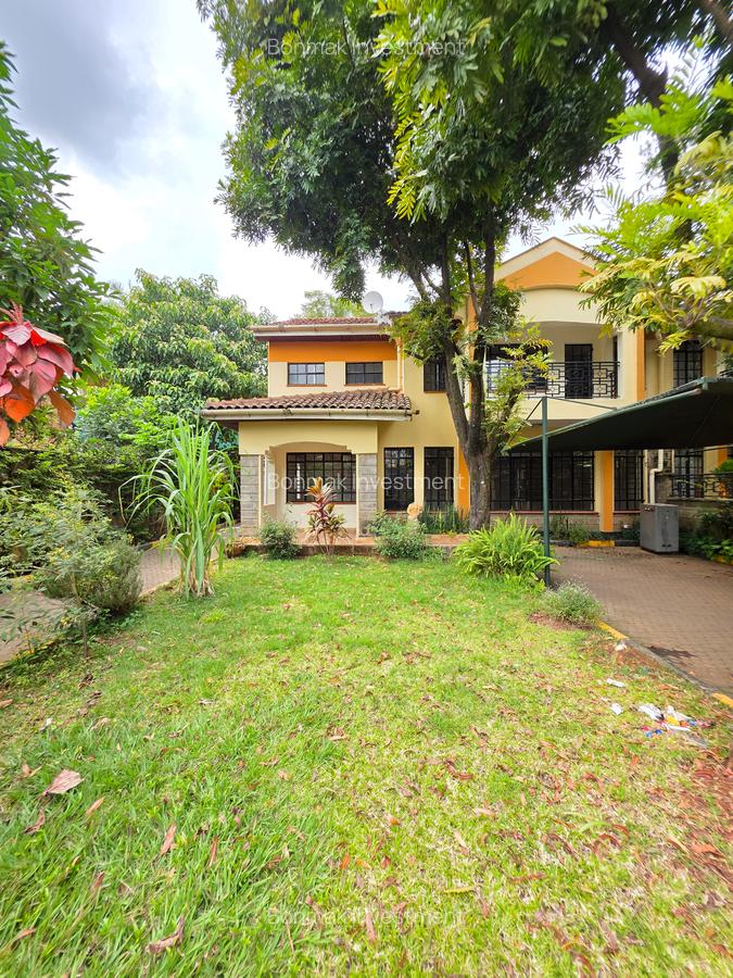 4 Bed Townhouse with En Suite at Lavington Green - 1