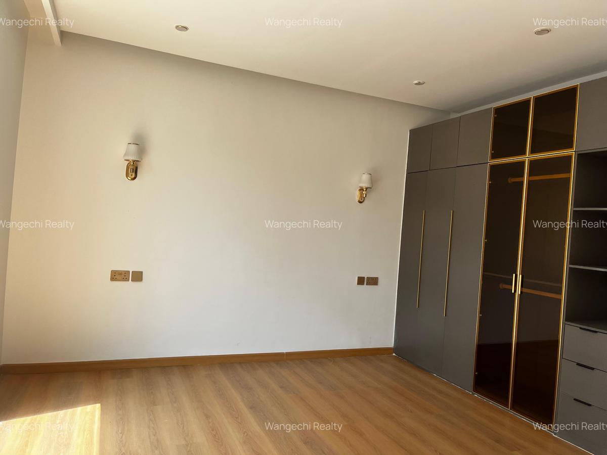 5 Bed Apartment with En Suite in Lavington - 11