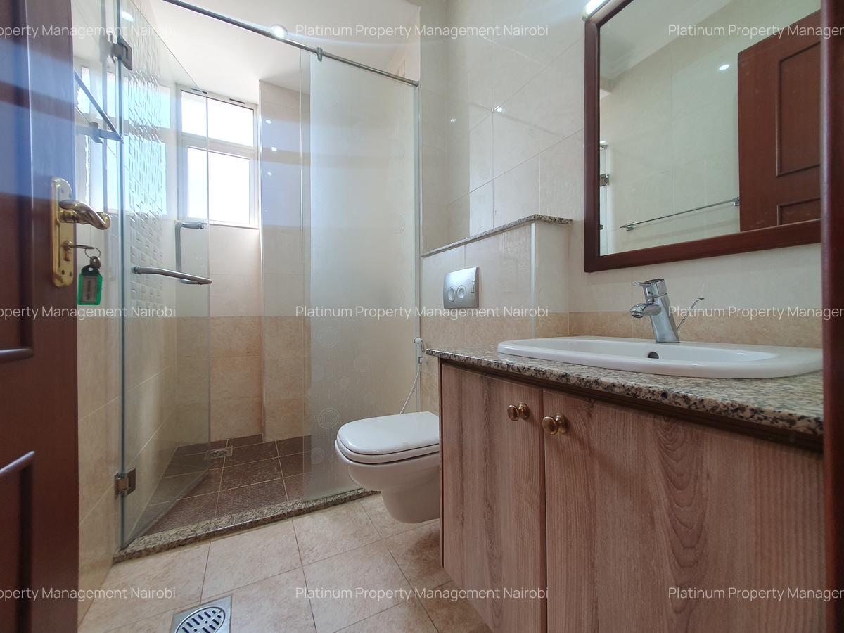 2 Bed Apartment with En Suite at Second Parklands - 10