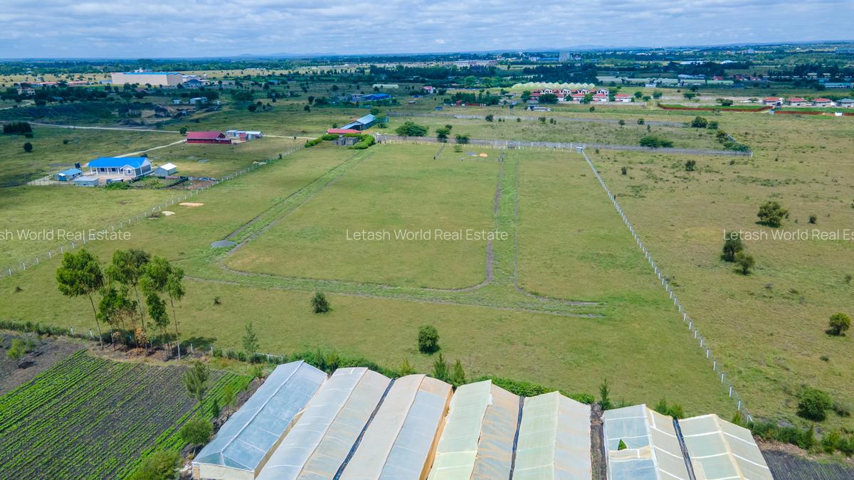 Land in Kitengela - 3