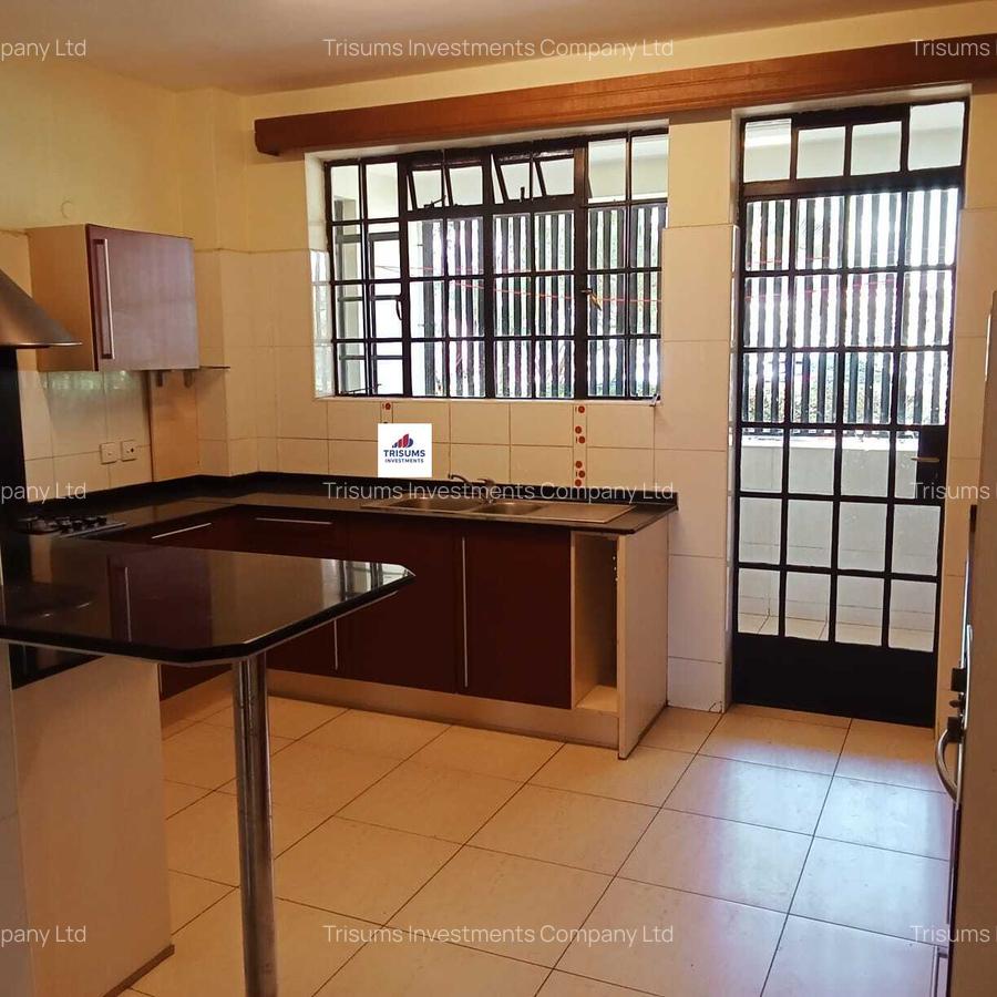 4 Bed Apartment with En Suite in Rhapta Road - 6