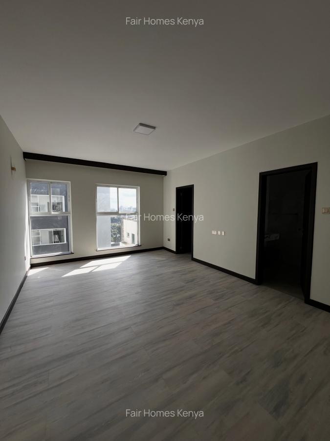 3 Bed Apartment with En Suite at Riverside Drive - 19