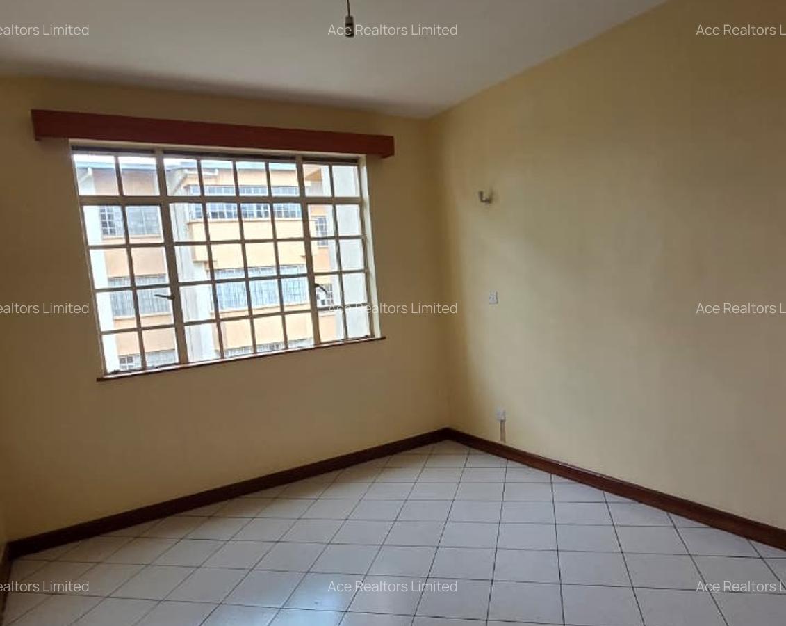 3 Bed Apartment with En Suite at 3Rd Parklands Nairobi - 11