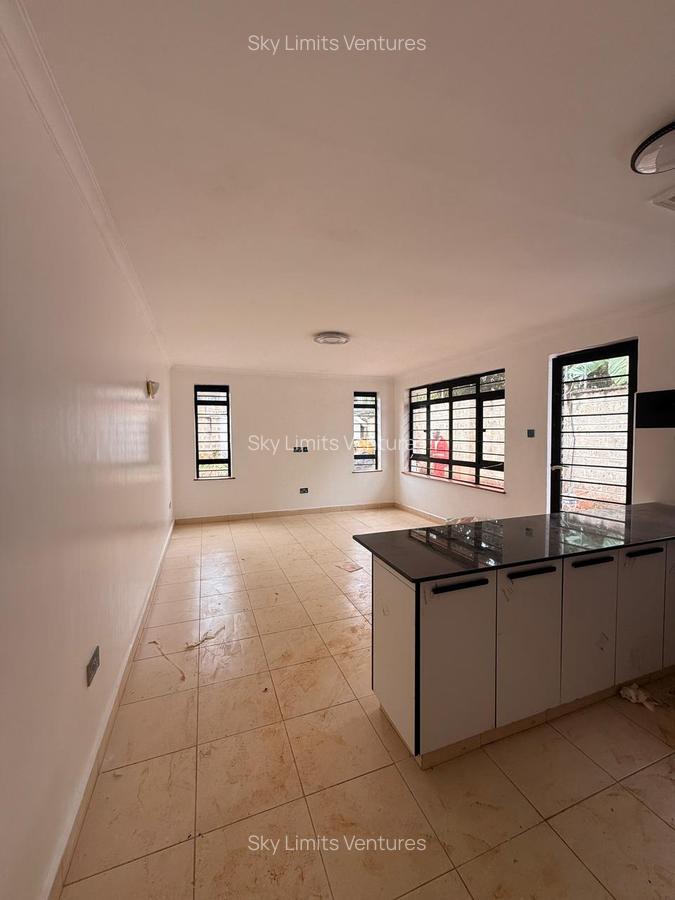 5 Bed Villa with Staff Quarters in Runda - 8