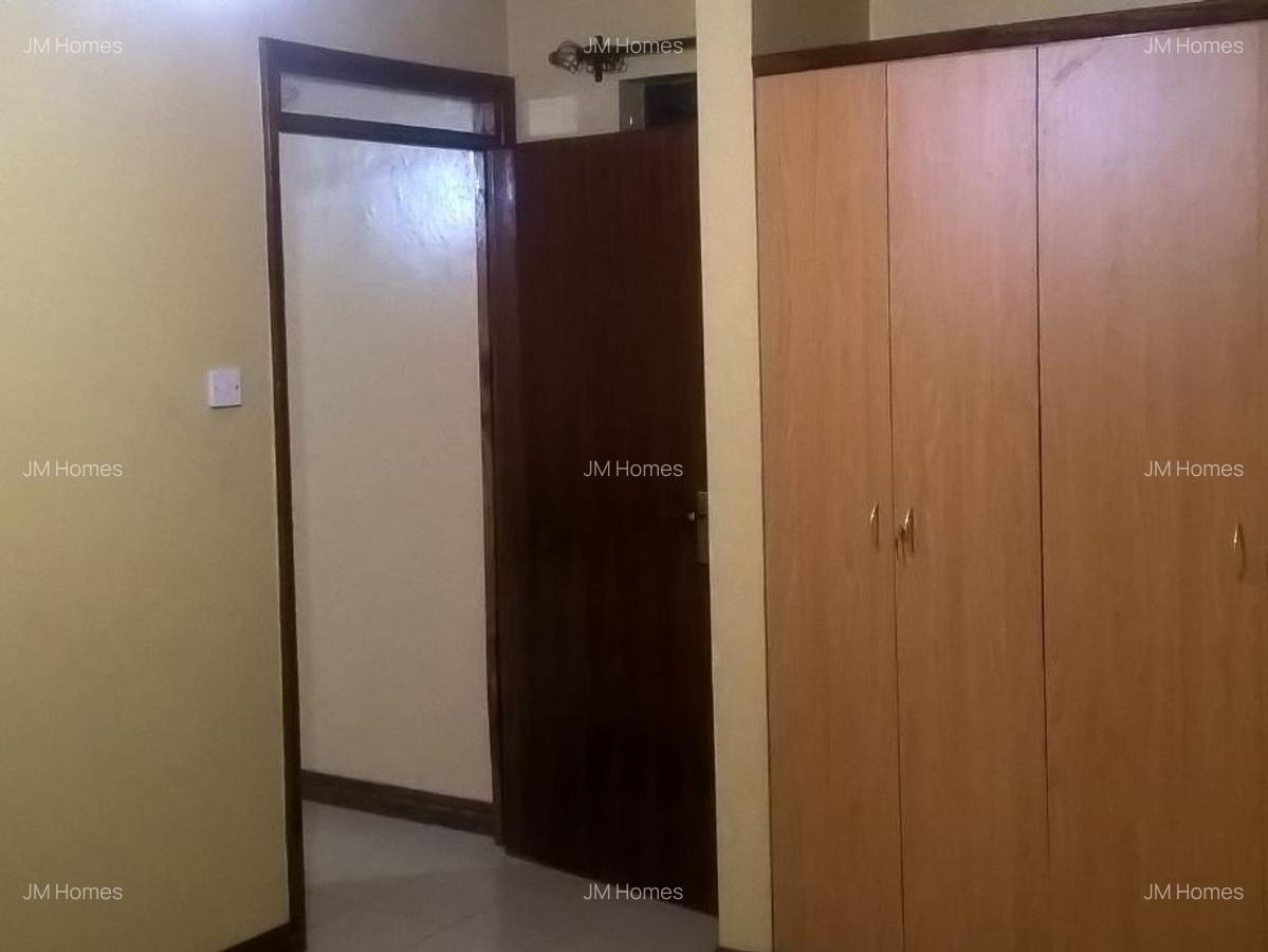 1 Bed Apartment with En Suite at Fair Acres Road - 5
