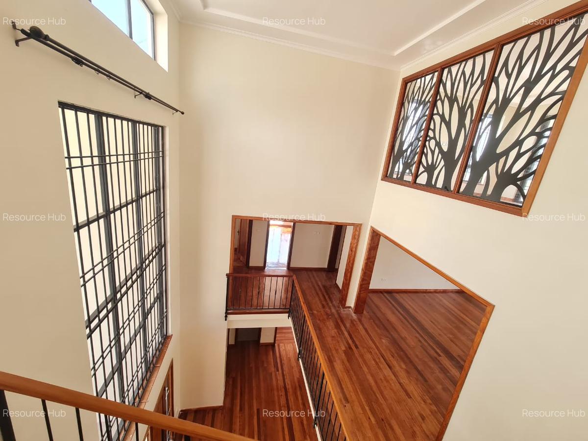6 Bed House with En Suite at Loresho - 7