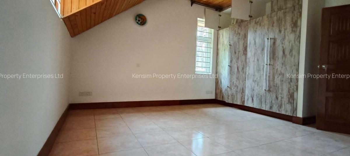 5 Bed Townhouse with En Suite in Rosslyn - 4