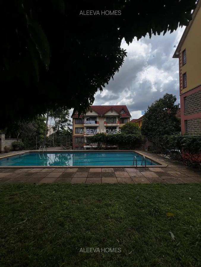 3 Bed Apartment with En Suite in Lavington - 17