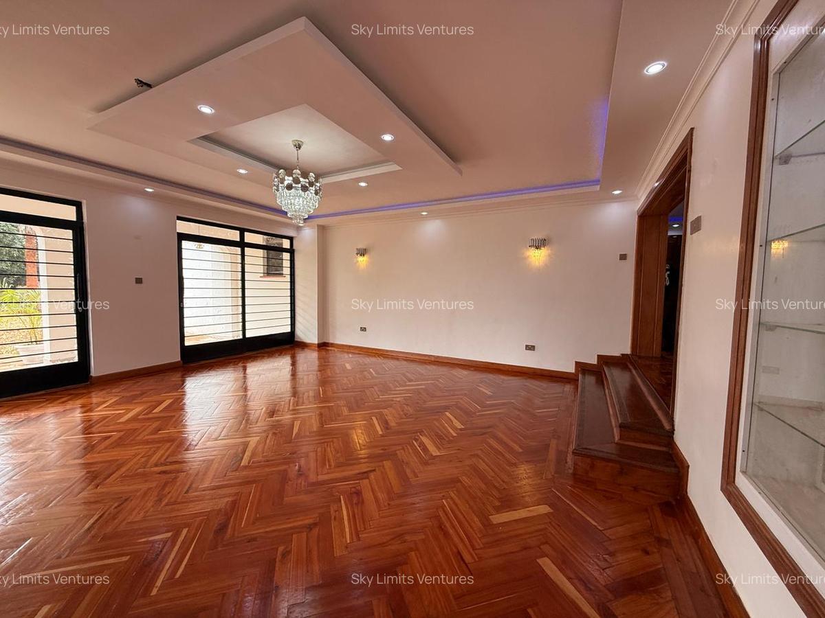 5 Bed Villa with Staff Quarters in Runda - 4