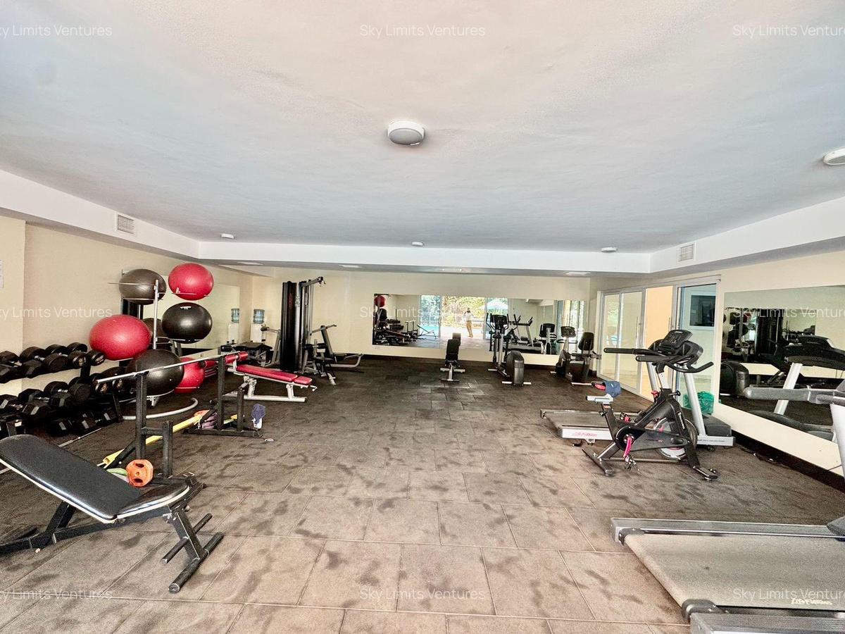 4 Bed Apartment with En Suite at General Mathenge - 16