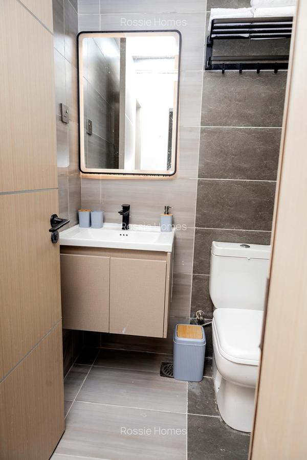 Serviced 1 Bed Apartment with En Suite in Lavington - 15