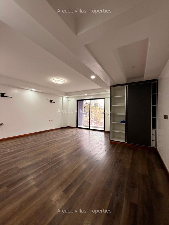 4 Bed Apartment with En Suite in Kilimani - 14