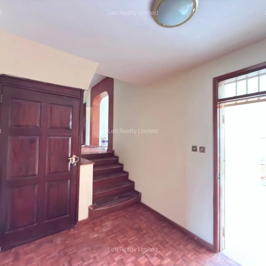 4 Bed Townhouse with En Suite in Lavington - 3
