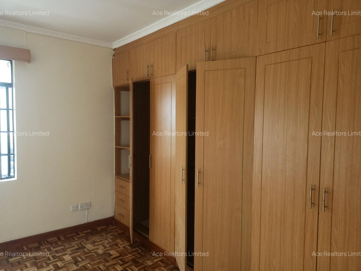 4 Bed Townhouse with En Suite at Kirawa Road - 14