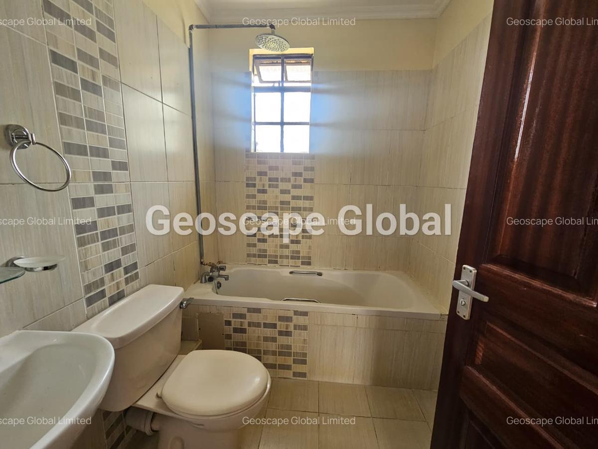 4 Bed House with En Suite in Kiambu Road - 8