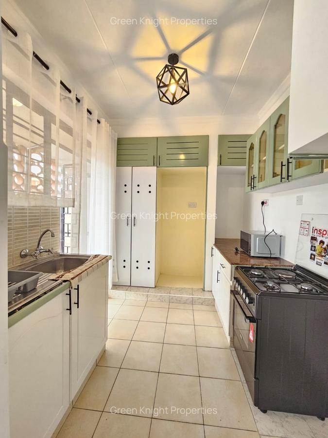Serviced 1 Bed Apartment with En Suite in Lavington - 8