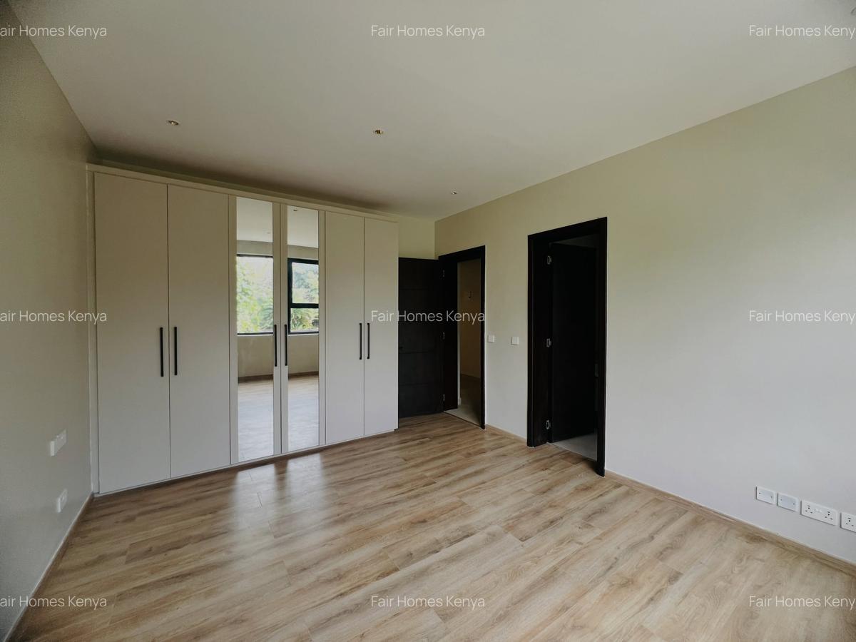 5 Bed Townhouse with En Suite at Manyani East - 9