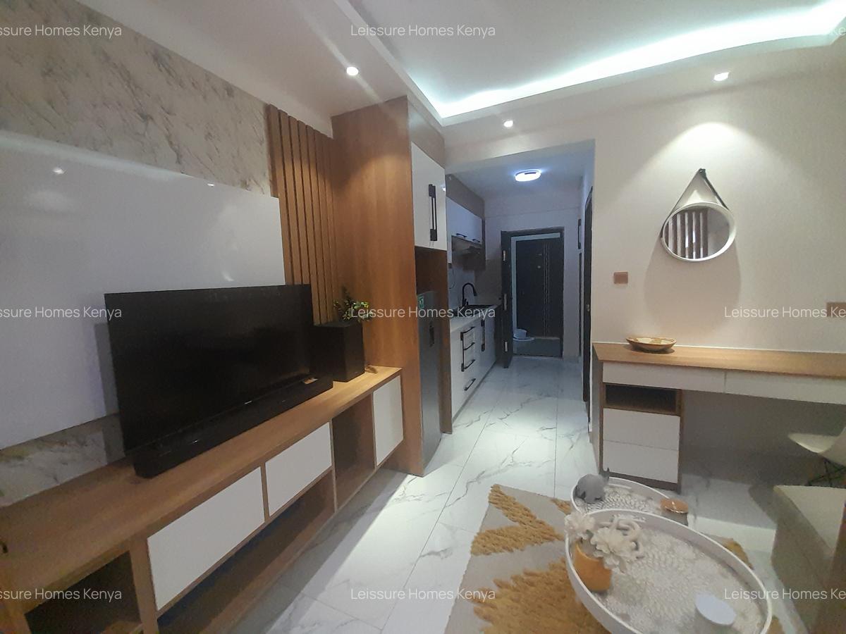 Studio Apartment with Gym at Wood Avenue - 19