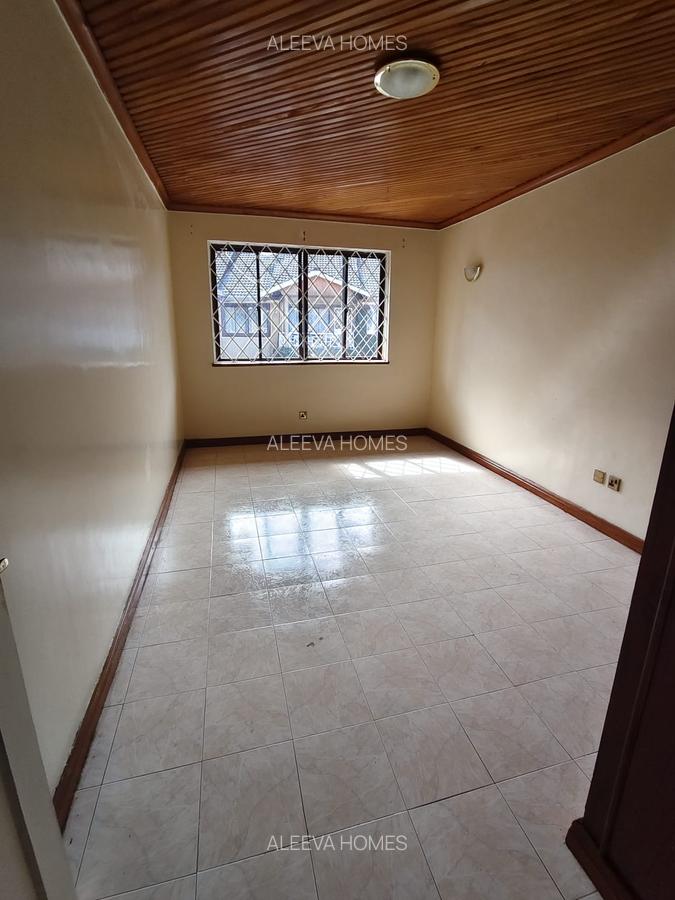 4 Bed Villa with En Suite in Kileleshwa - 6