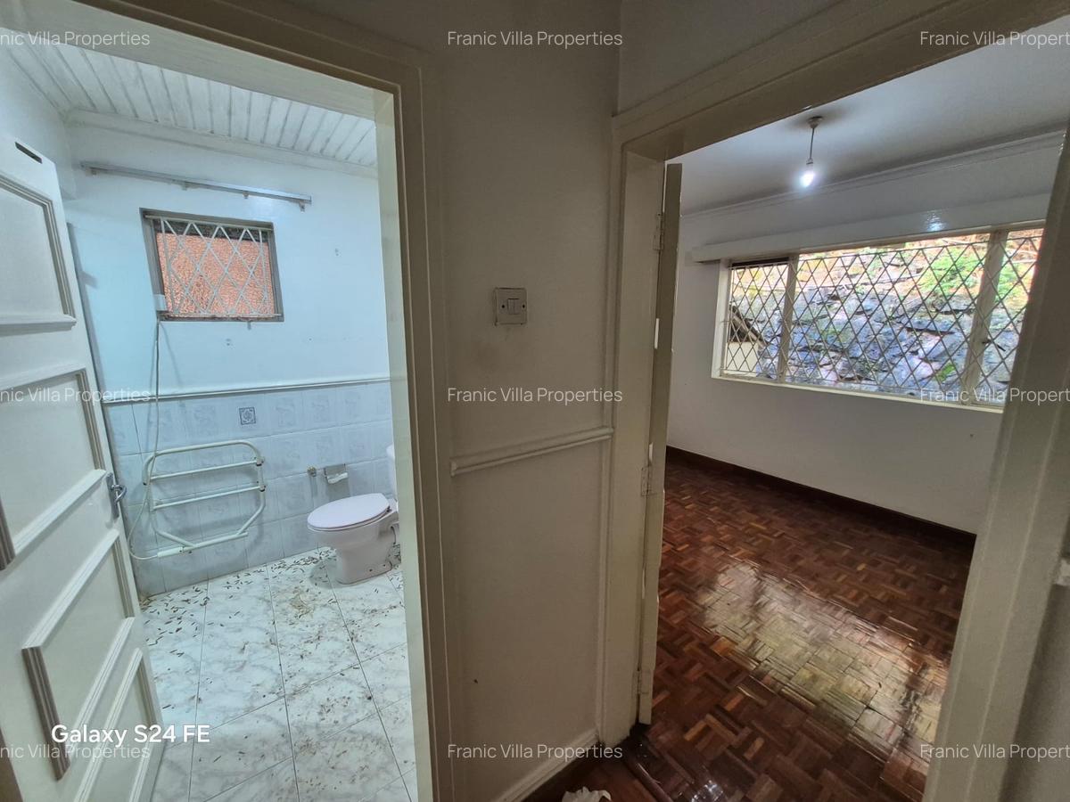 4 Bed House with En Suite at Spring Valley - 8
