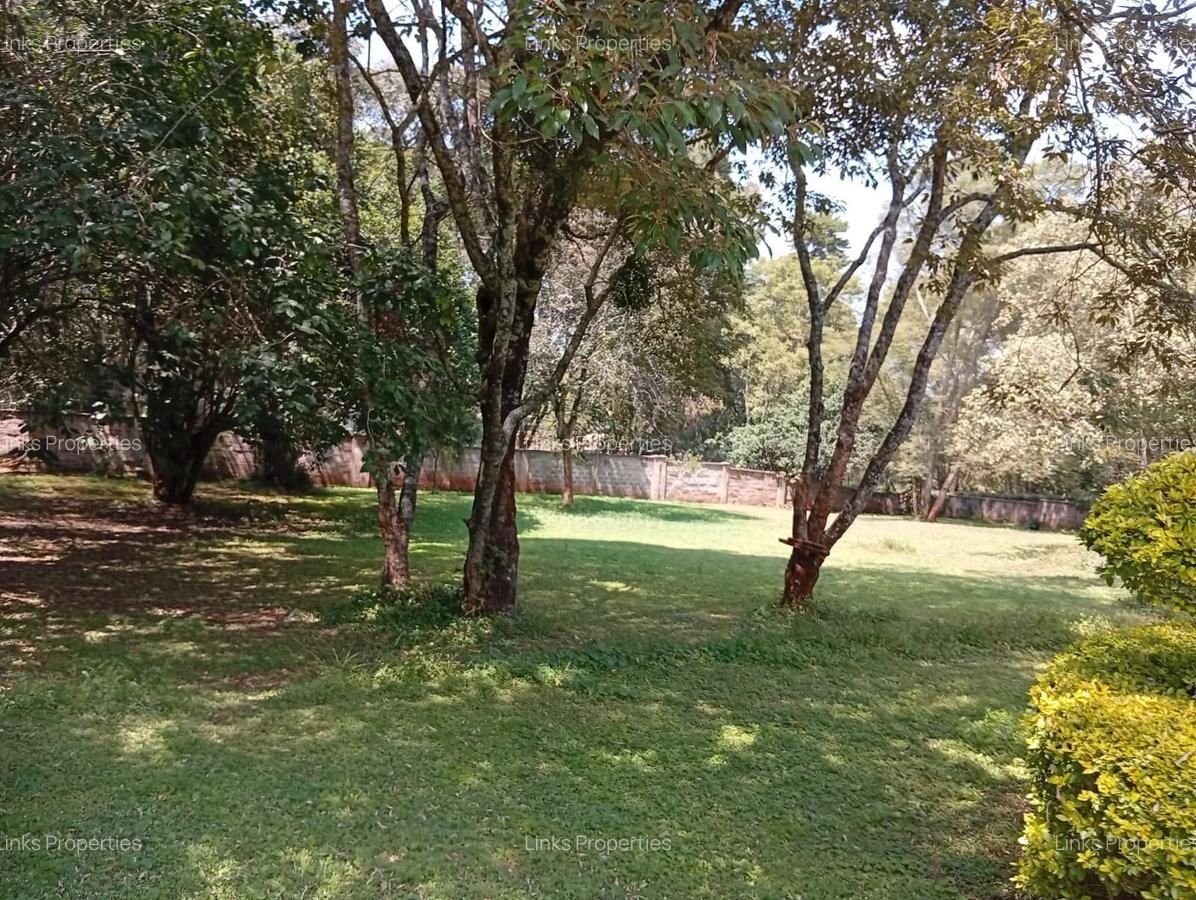 1 Bed House with En Suite at Karen - 1
