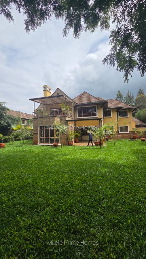 5 Bed Villa with En Suite at Mimosa Road - 2