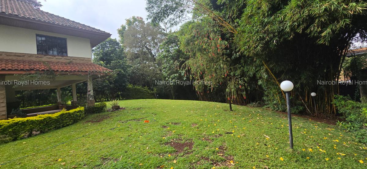 5 Bed House with En Suite at Rosslyn Lone Tree - 2