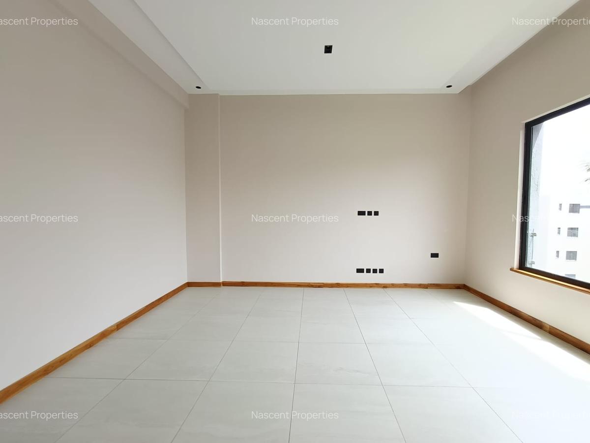 4 Bed House with En Suite in Loresho - 11