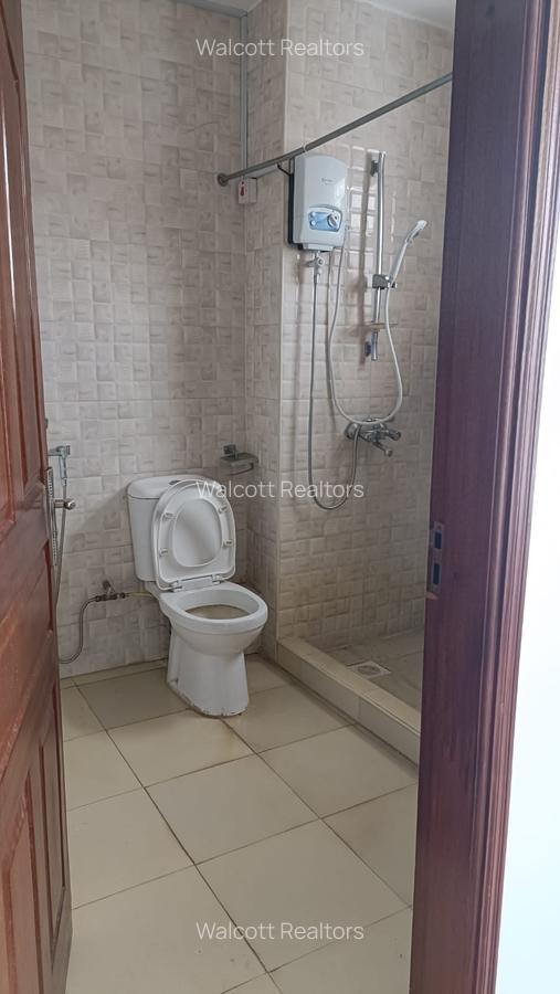 4 Bed Apartment with En Suite in Kilimani - 6