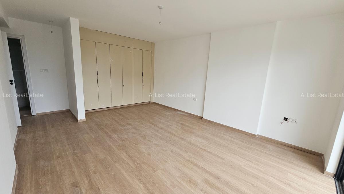 6 Bed Apartment with En Suite at General Mathenge - 7