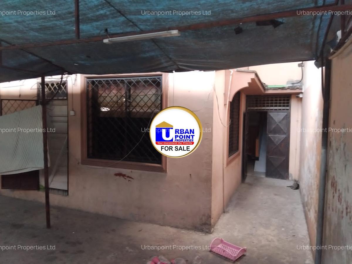 Commercial Property with Parking in Mombasa CBD - 4