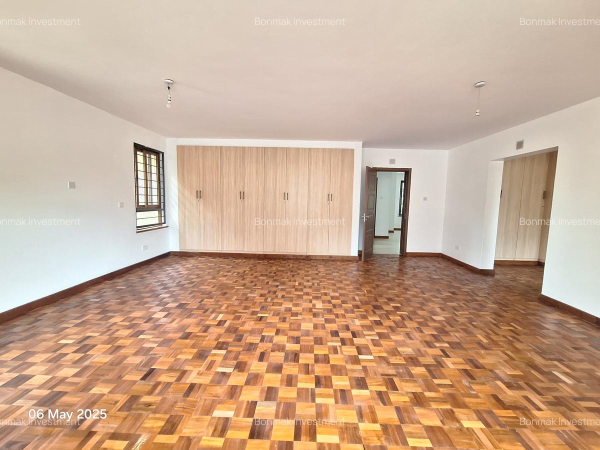 5 Bed Townhouse with En Suite at Kaputei Gardens. - 11