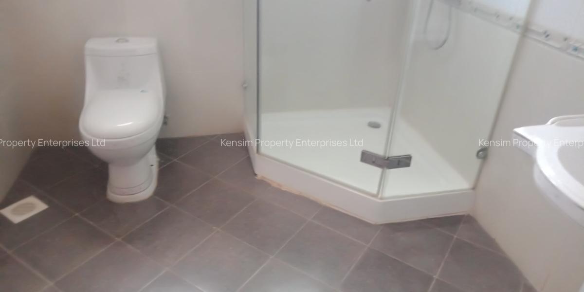 5 Bed Townhouse with En Suite in Kitisuru - 11