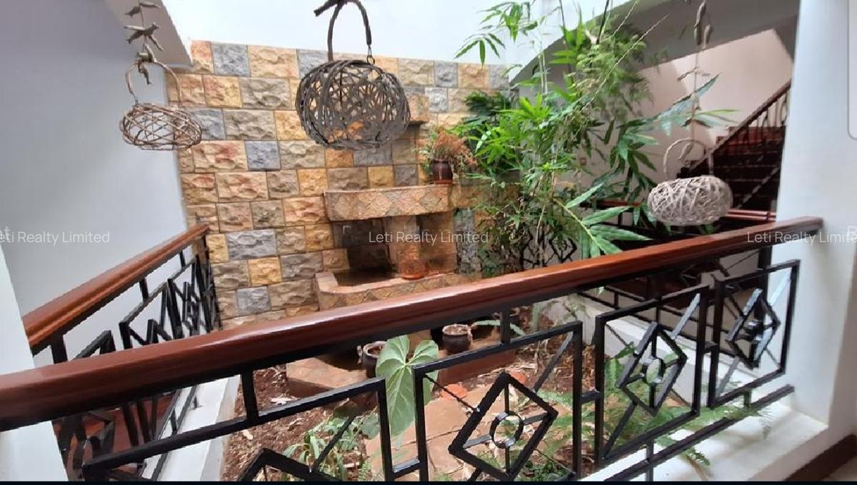 4 Bed Villa with En Suite in Lavington - 9