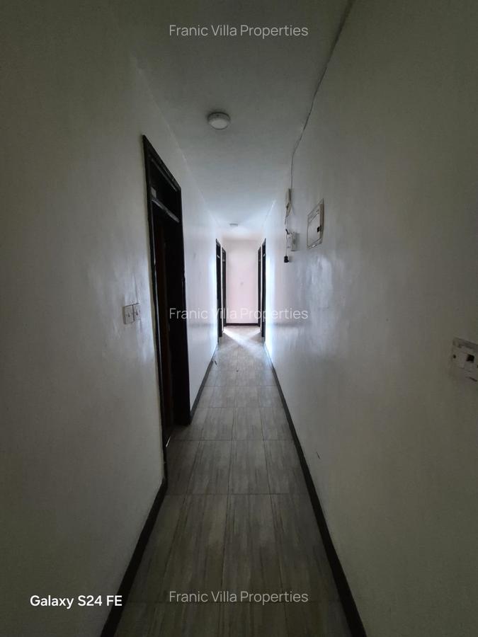 4 Bed Apartment with En Suite at Parklands - 7