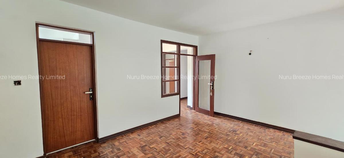 4 Bed House with En Suite in Runda - 13