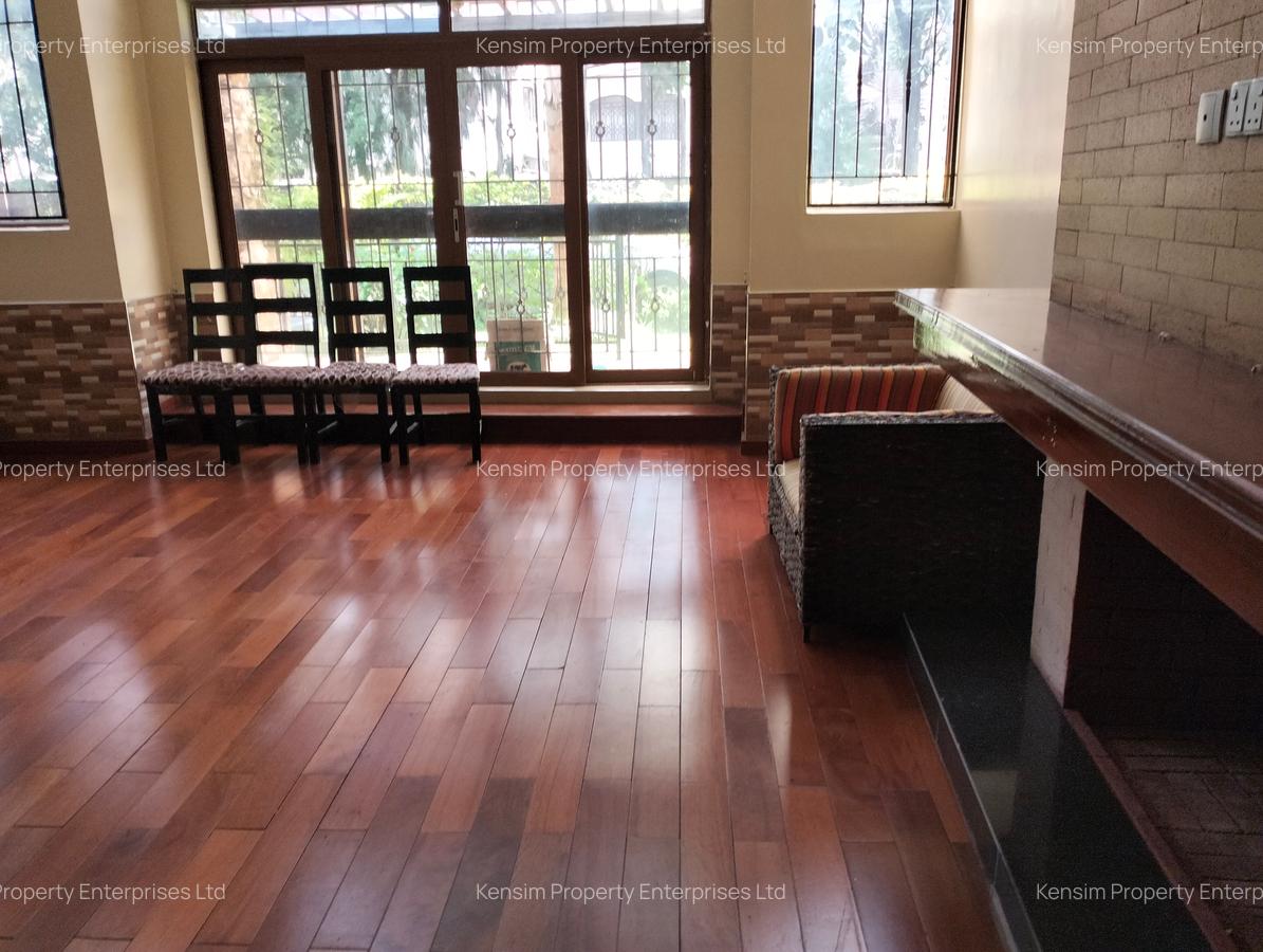 5 Bed Townhouse with En Suite in Lavington - 7